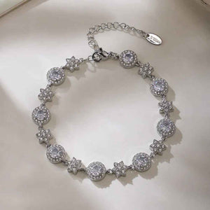 Six-Leaf Flower Bracelet – 18K Gold Circle Design with Zircon Accents