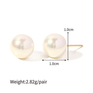 Modern Muse – 18K Gold Geometric Earrings with Inlaid Pearl