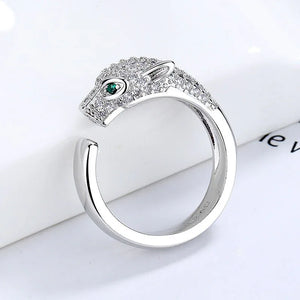 Regal Wild – Panther Head Inlaid Diamond Exquisite Noble Ring