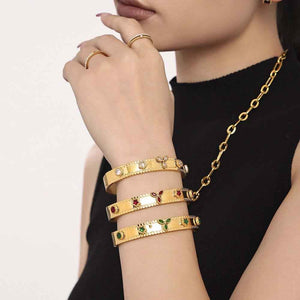 Trèfle Éclat Bracelet - Exquisite 18K Gold Gemstone Bracelet with Trefoil & Floral Design