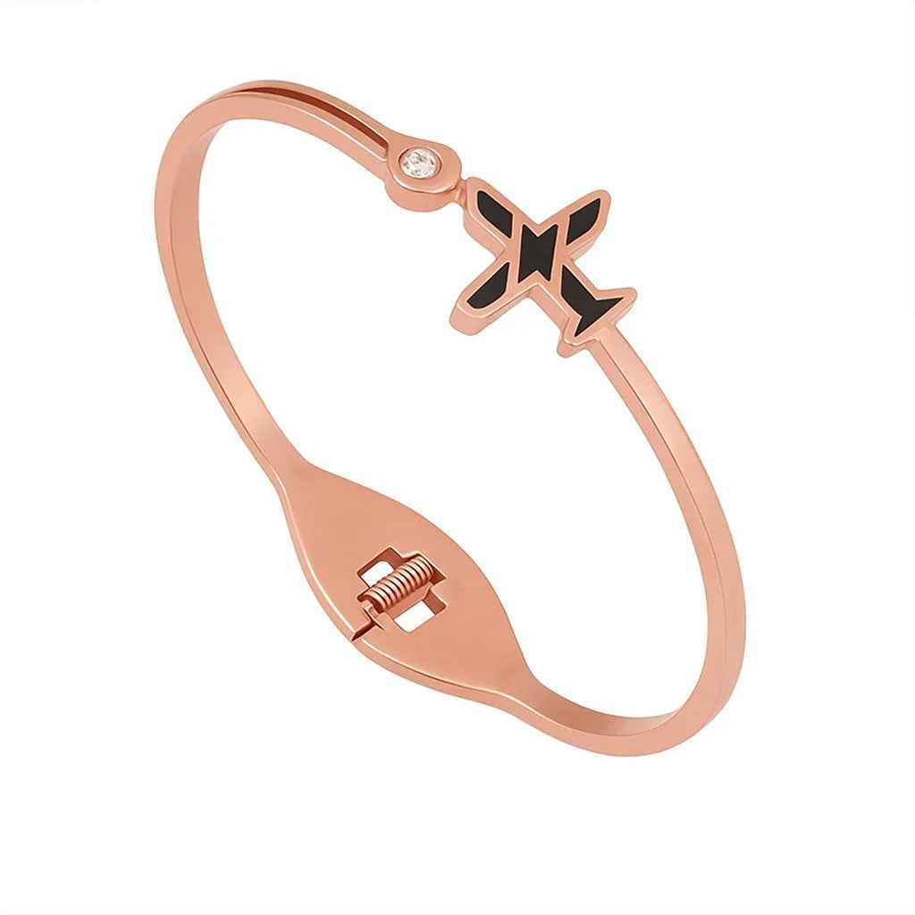 Skyline Spirit 18K Gold Airplane Bracelet - Light Luxury Design