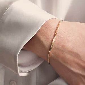 Elegant sterling silver bracelet with customizable name